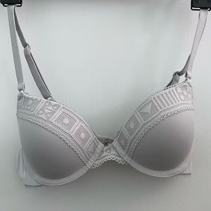 Aerie Grey Lace Trim Bra | 32B